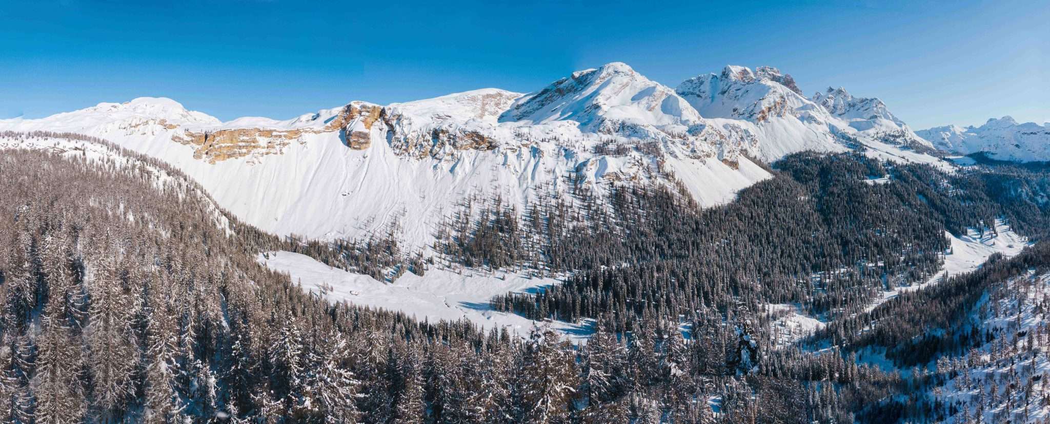 Panorama da Ciampo de Crosc e Ra Stua- Inverno a Cortina_cortinadampezzo.it