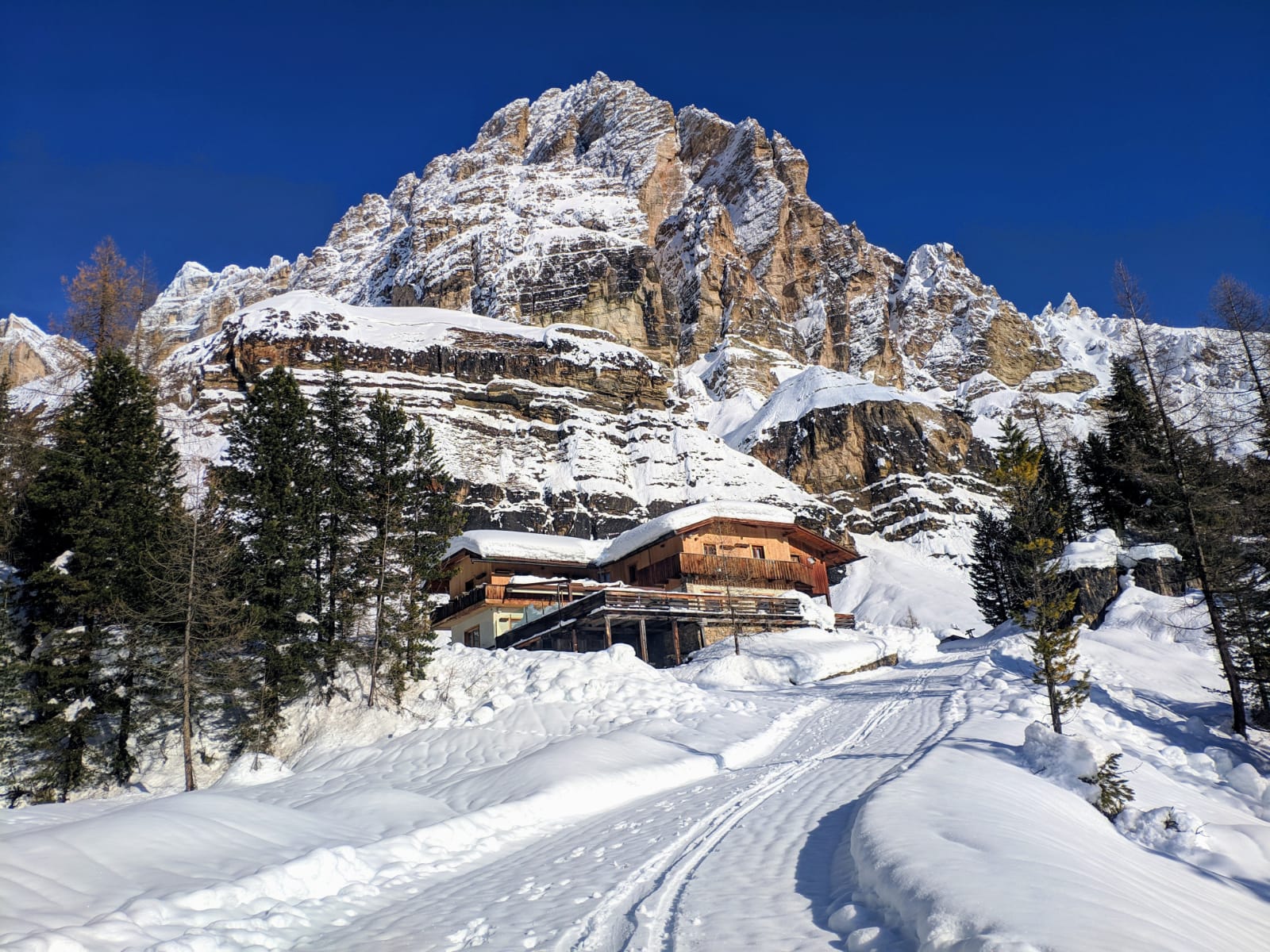 Rifugio Dibona Cortina